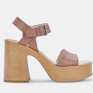DOLCE VITA NWOT Wallis Chunky Heel Woodgrain Platform Heels in Beige